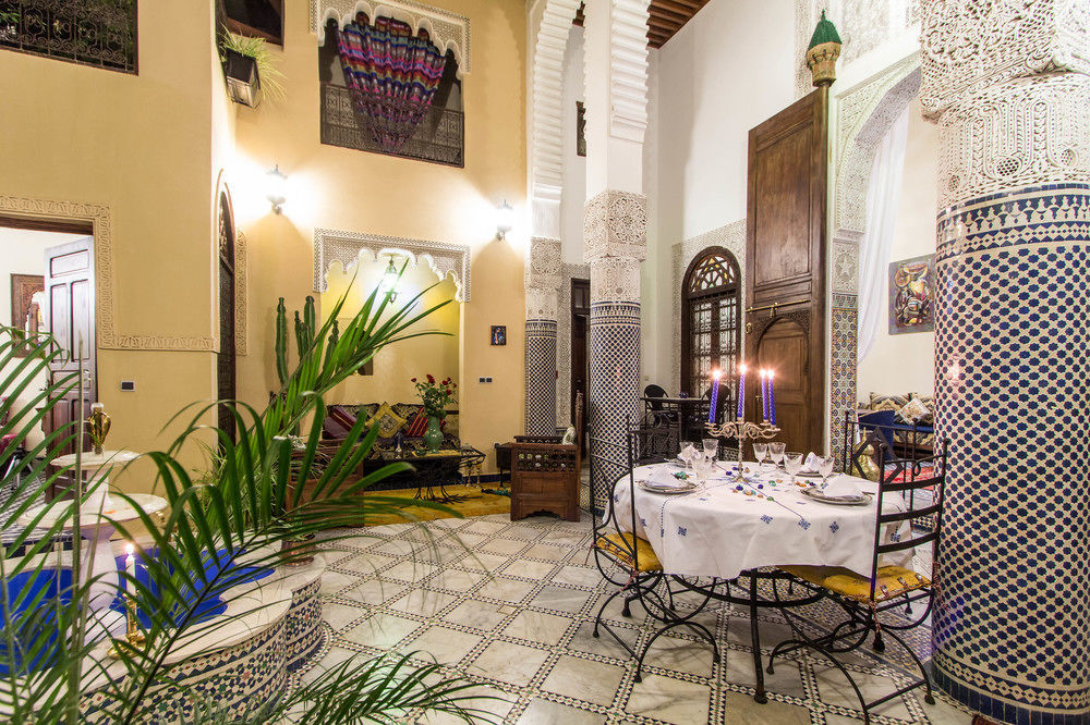 Riad Letchina Fes Exterior photo